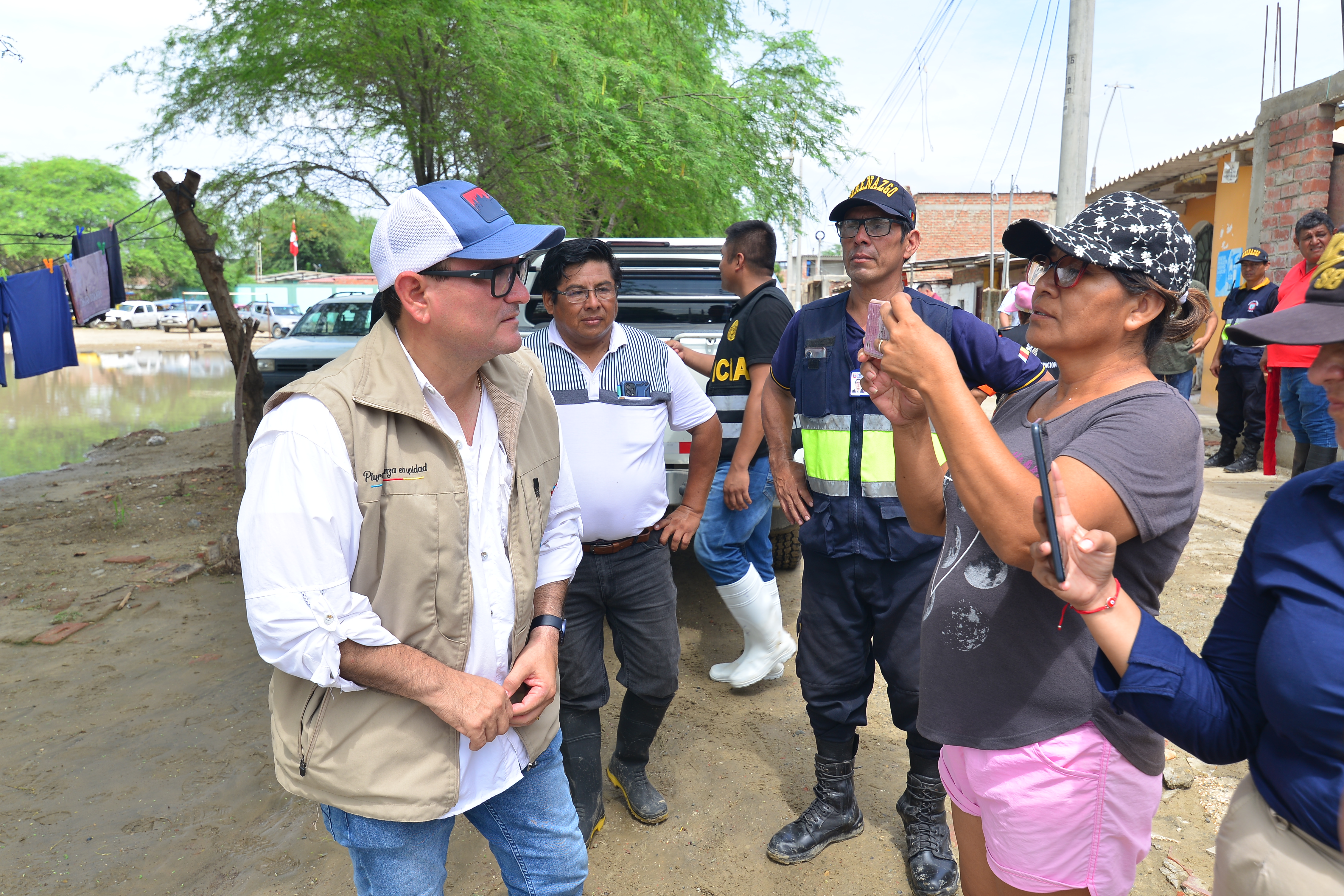 El alcalde sigue trabajando para atender a los afectados por las lluvias