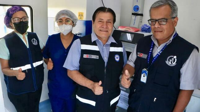 COVID MASKAQ: instalan laboratorio móvil del Minsa para diagnóstico molecular del dengue