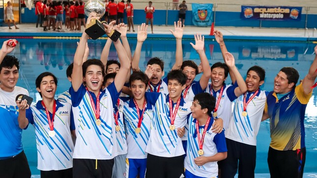 natación