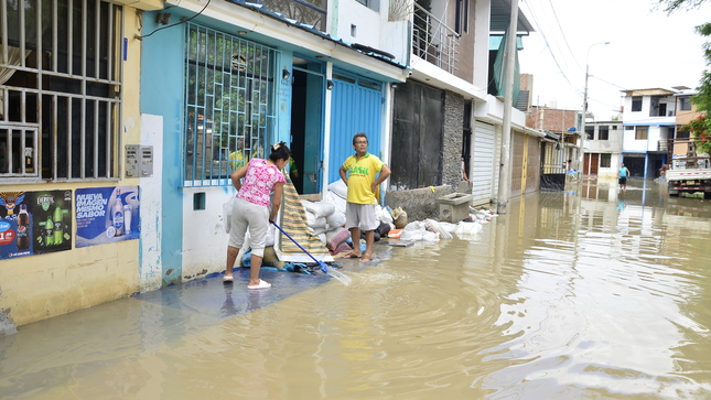 Cientos de familias han sido afectadas por fuertes lluvias
