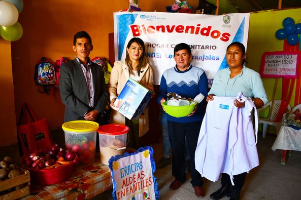 APERTURA Y ENTREGA DE KITS DE VÍVERES A HOGARES COMUNITARIOS 