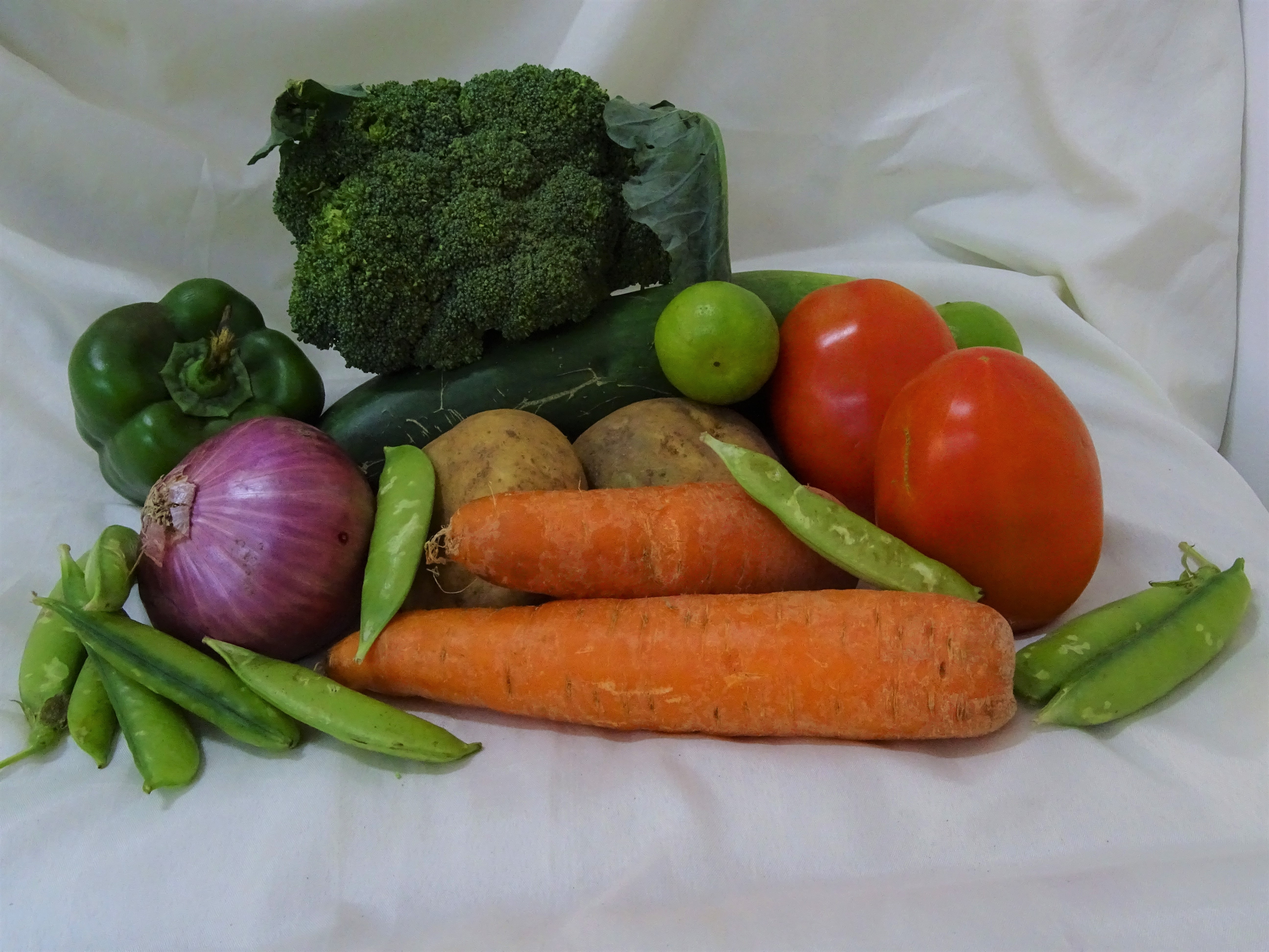 Articulan acciones para complementar servicio alimentario escolar