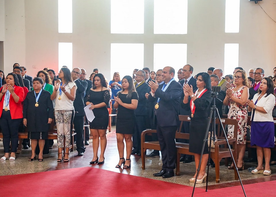 El alcalde Pedro Spadaro participó de la Misa y Te Deum, por el 166 aniversario de la elevación del Callao a la denominación de 𝗣𝗿𝗼𝘃𝗶𝗻𝗰𝗶𝗮 𝗖𝗼𝗻𝘀𝘁𝗶𝘁𝘂𝗰𝗶𝗼𝗻𝗮𝗹