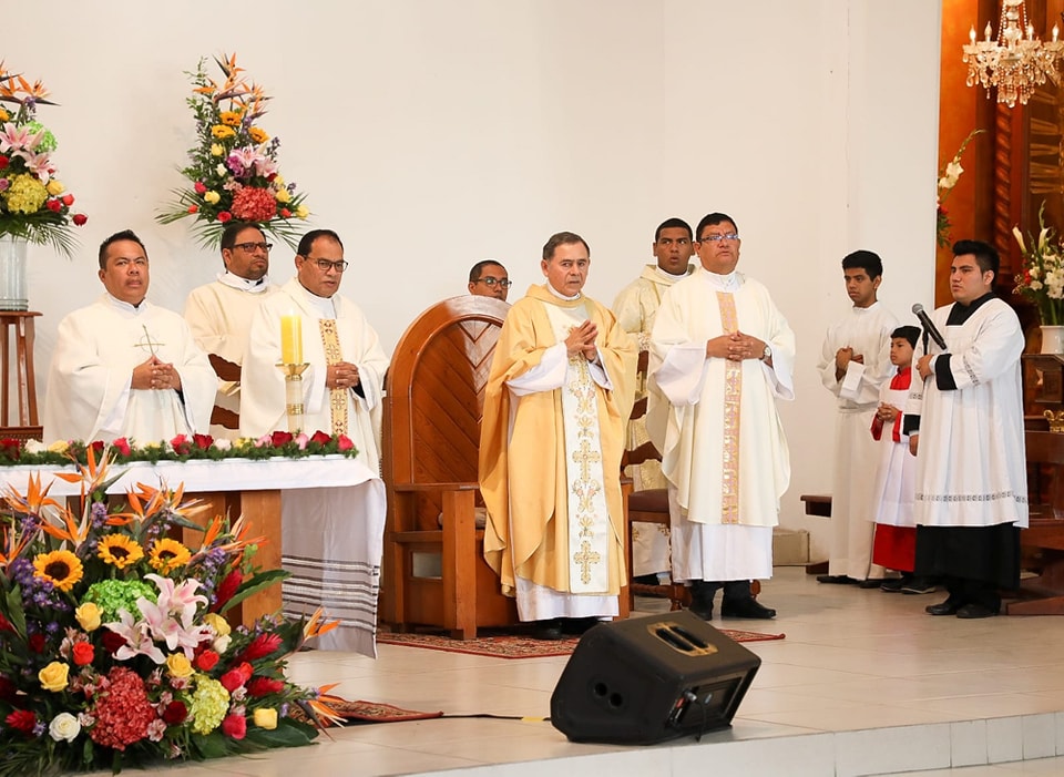 El alcalde Pedro Spadaro participó de la Misa y Te Deum, por el 166 aniversario de la elevación del Callao a la denominación de 𝗣𝗿𝗼𝘃𝗶𝗻𝗰𝗶𝗮 𝗖𝗼𝗻𝘀𝘁𝗶𝘁𝘂𝗰𝗶𝗼𝗻𝗮𝗹