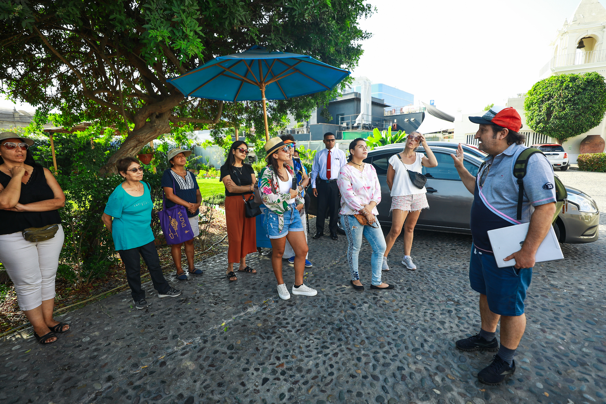 Vecinos conocen los atractivos turísticos del distrito