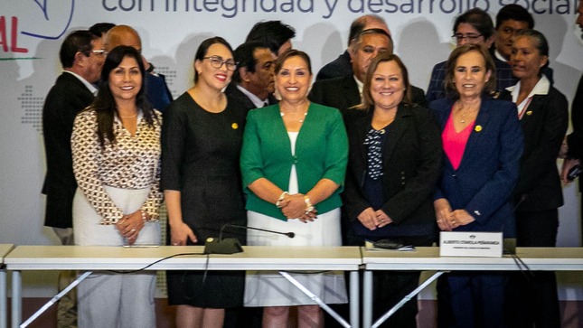 Alcaldesa de Lince participa en mesa de trabajo por la paz y la gobernabilidad "Con Punche Perú"