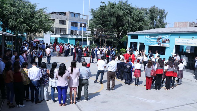 Simulacro de Sismo inopinado en sede UGEL 01
