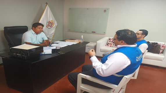 Imagen de la reunión con OSIPTEL