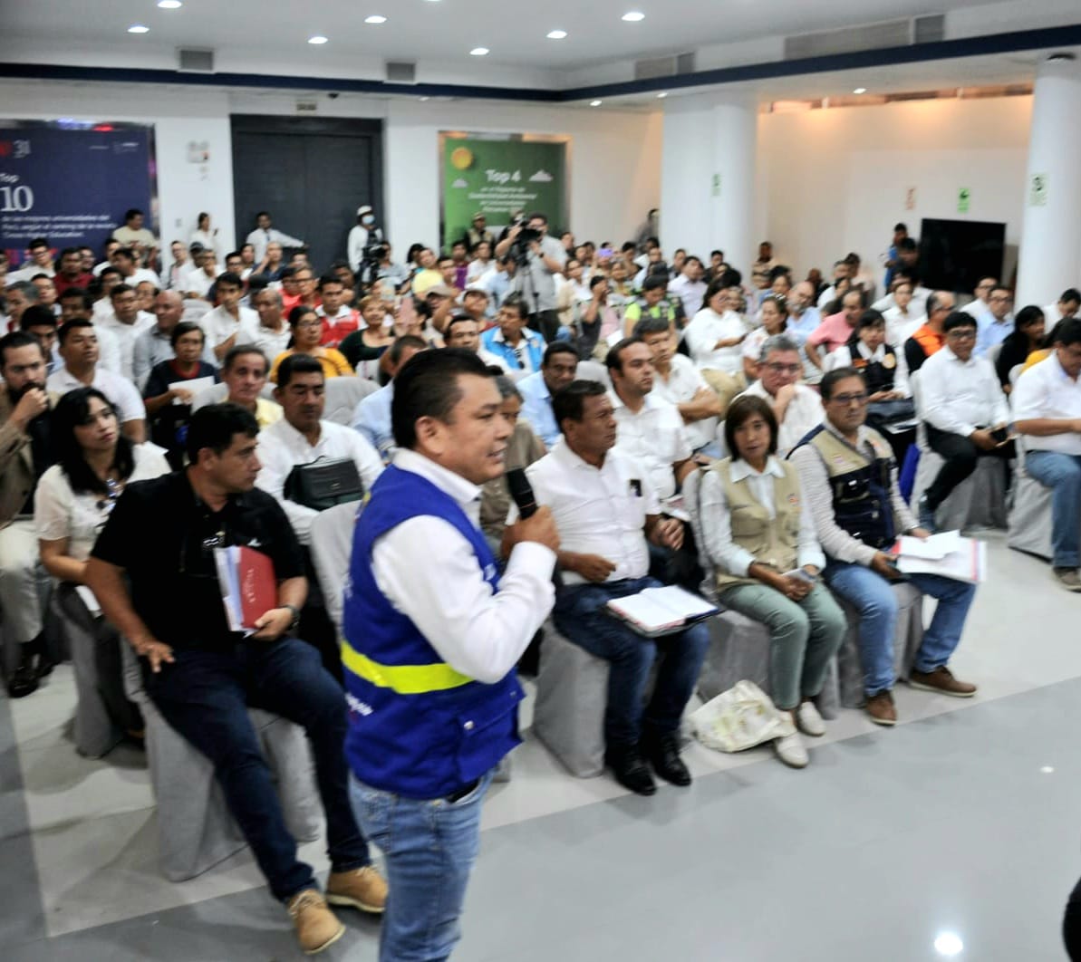 Imagen de la sesión de comisión de Vivienda del Congreso