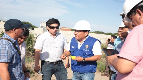 Imagen de la reunión para nuevo trazo de emisor sur