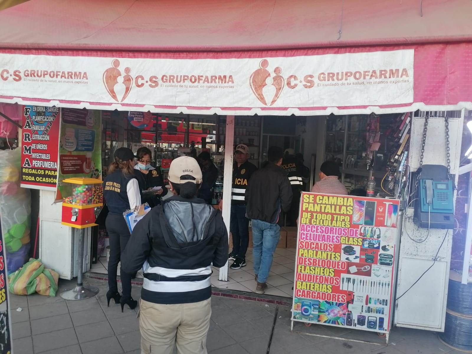 BOTICA ATENDÍA CON LICENCIA DE FUNCIONAMIENTO FALSIFICADA