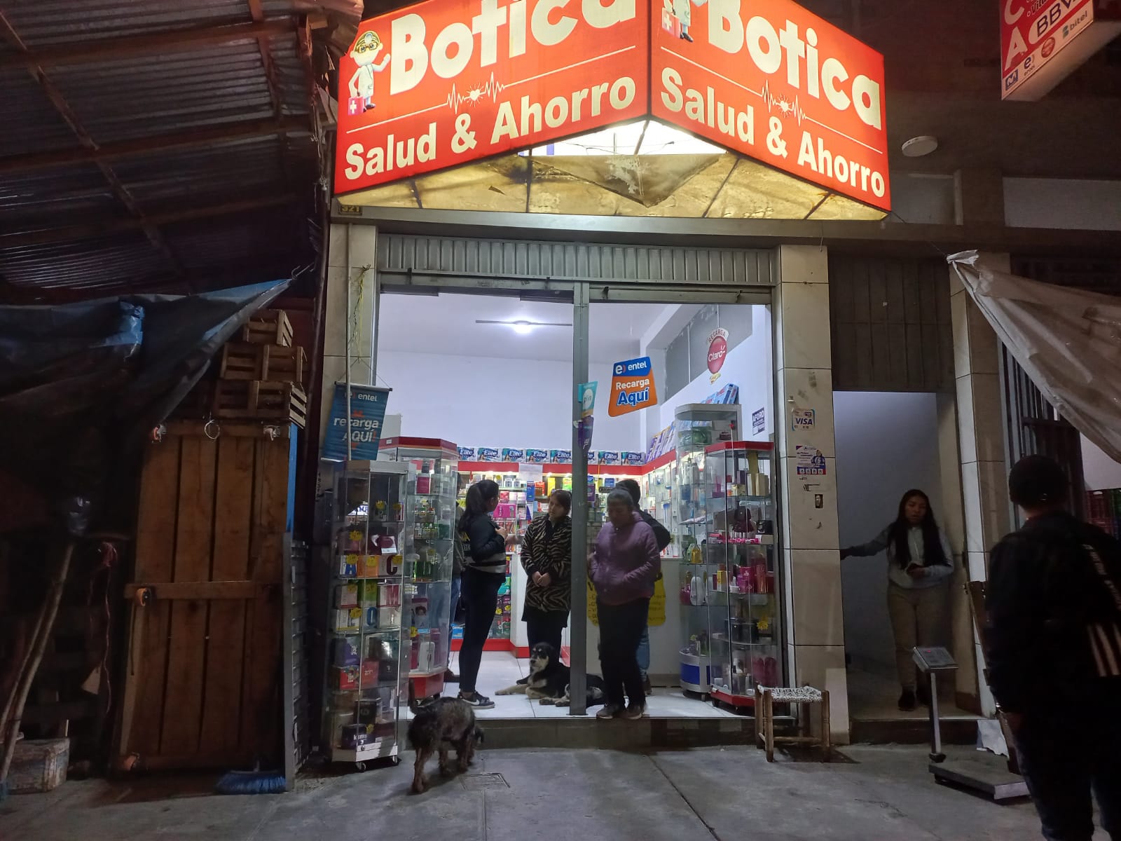 BOTICA ATENDÍA CON LICENCIA DE FUNCIONAMIENTO FALSIFICADA