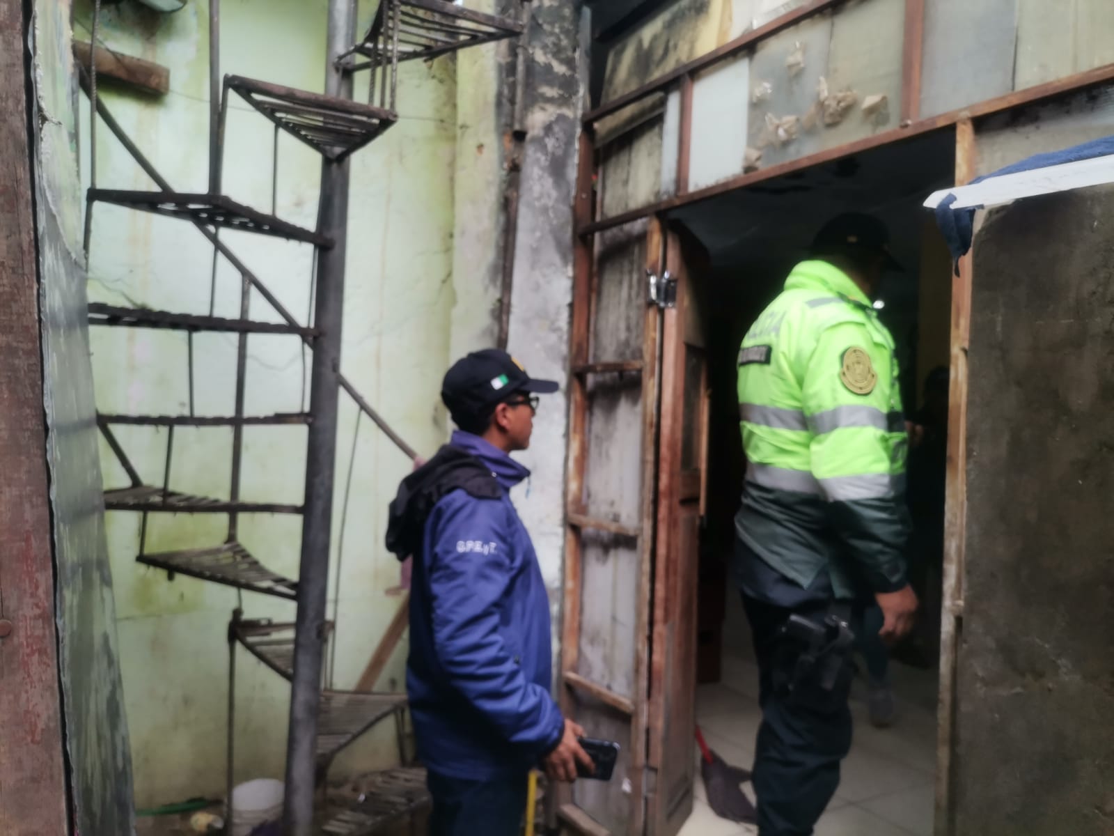 Encuentran requisitoriado por alimentos en operativo