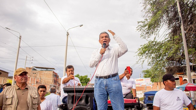 Alcalde Estuvo Presente En Marcha Por La Paz Y Cuestionó La Escasa Asistencia De Los Ciudadanos