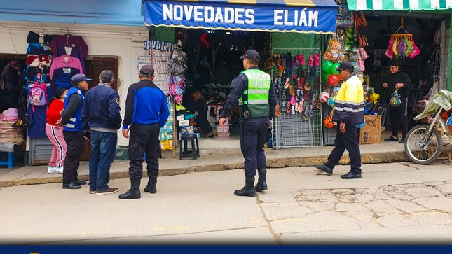 Operativo Inopinado Para Erradicar El Comercio Ambulatorio De La Provincia