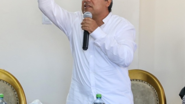 Arturo Fernández propone que ex local de comisaría de Ayacucho sea Centro de Atención a la Mujer.