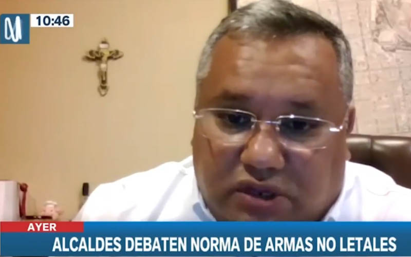 Se mostró a favor de la propuesta del alcalde de Lima, Rafael López Aliaga, para tener a los militares en las calles de la capital a fin de reducir los casos de criminalidad.