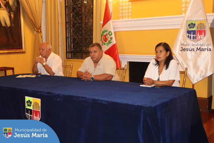 reuniones periódicas con las juntas vecinales con el objetivo de escuchar sus sugerencias e ideas 💡 para la mejora del distrito.