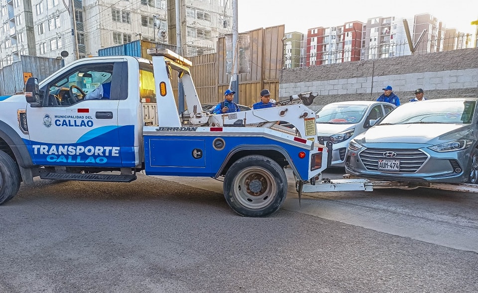 El pasaje Villegas era usado como estacionamiento callejero.