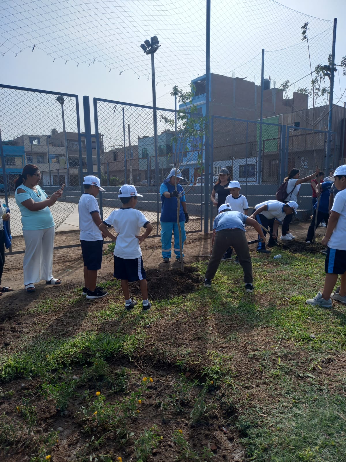 La Municipalidad Provincial del Callao a través del Programa EDUCCA, se sumo a la GRAN CRUZADA VERDE NACIONAL realizada por MINISTERIO DEL AMBIENTE