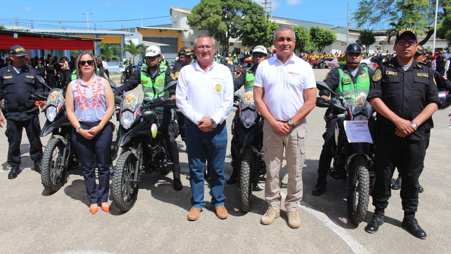 Gobierno Regional de Tumbes entregó 23 motocicletas a la policía nacional del Perú