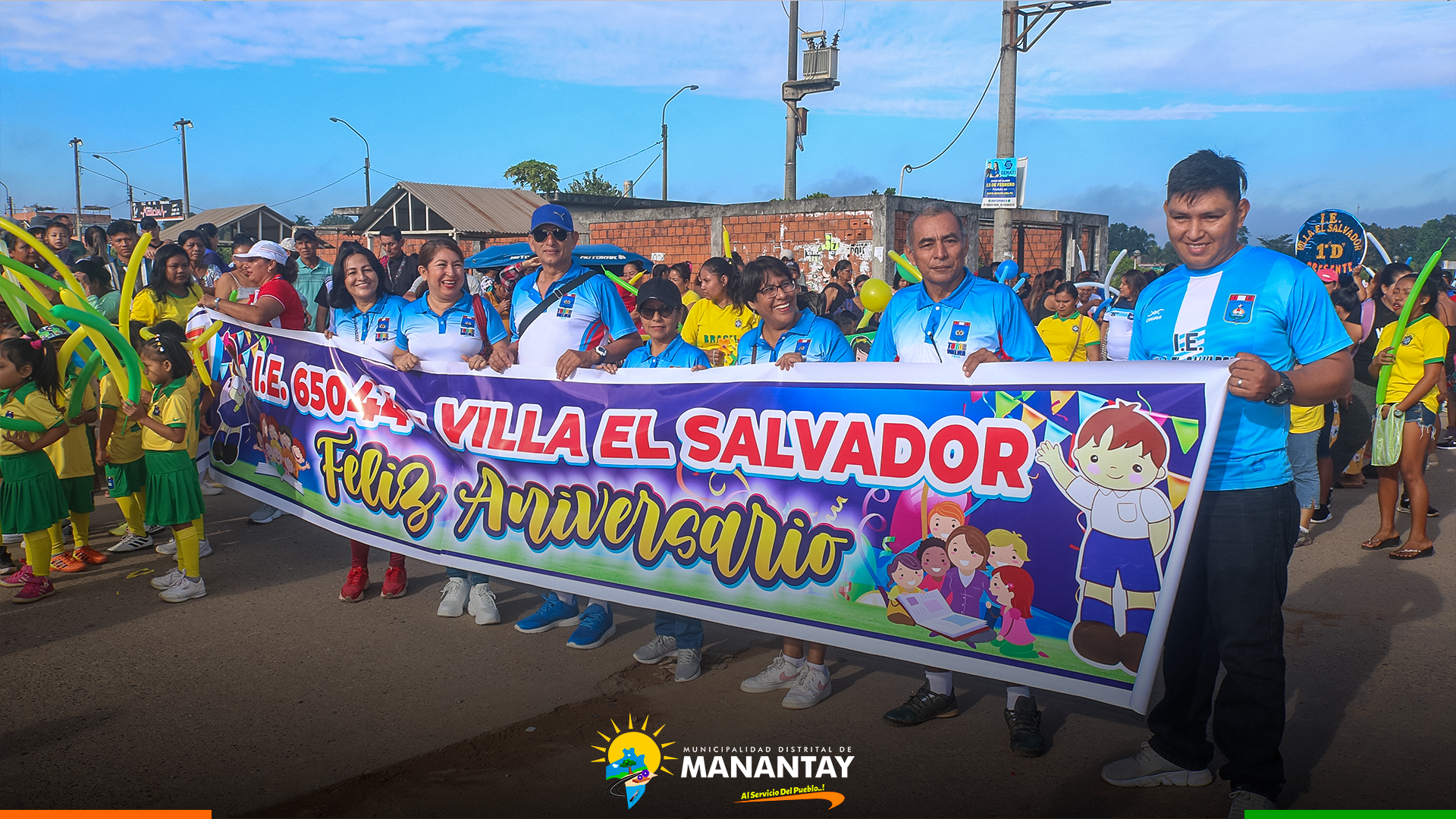 Alcalde de la Municipalidad de Manantay participó del 28 Aniversario de la I.E Villa el Salvador.
