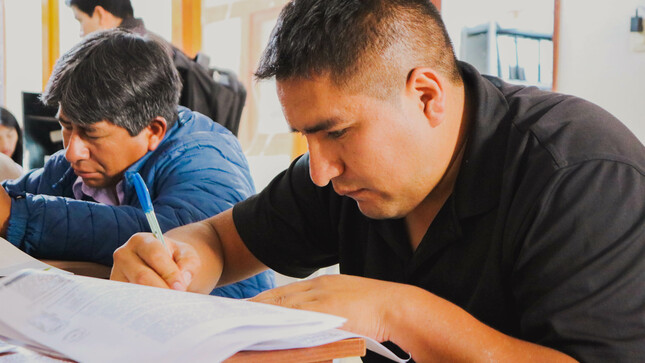Firma de convenio con Lurawi.