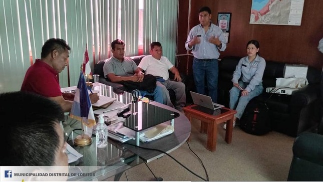 Archivo JPG de Funcionarios de PERUPETRO se reunieron con el Alcalde de Lobitos