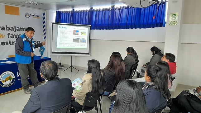 Sunass capacita a municipalidades