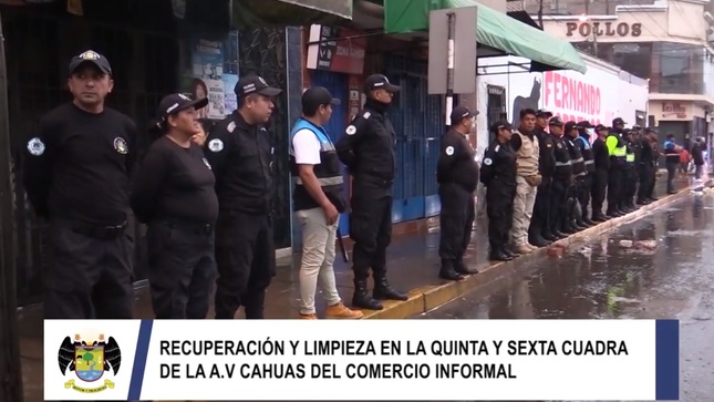 Recuperación y limpieza en la quinta y sexta cuadra de la Av. Cahuas del comercio informal
