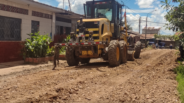 Municipalidad de Manantay realiza mantenimiento del JR. JOSÉ CARLOS MARIÁTEGUI.