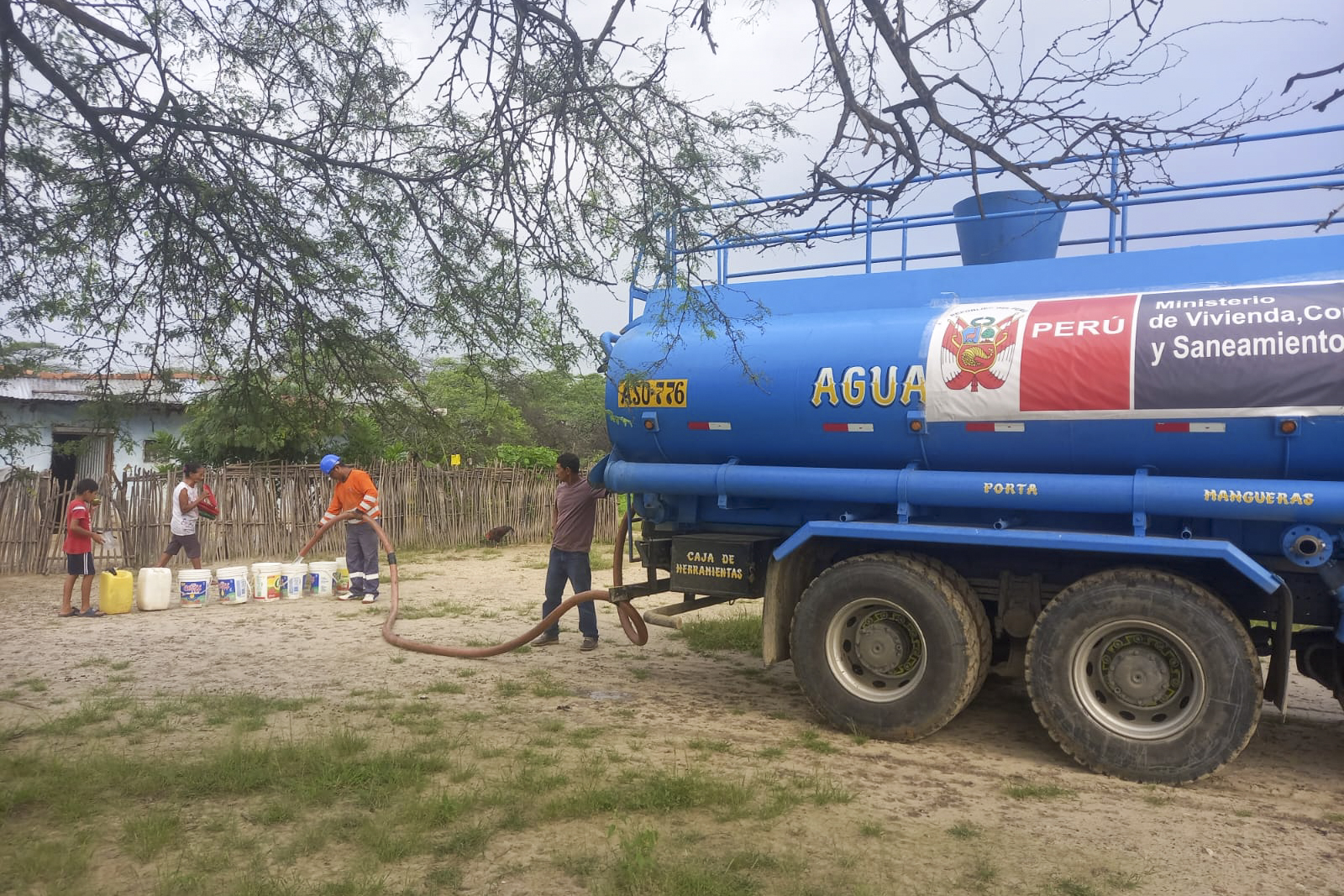 Reparto de agua en cisterna