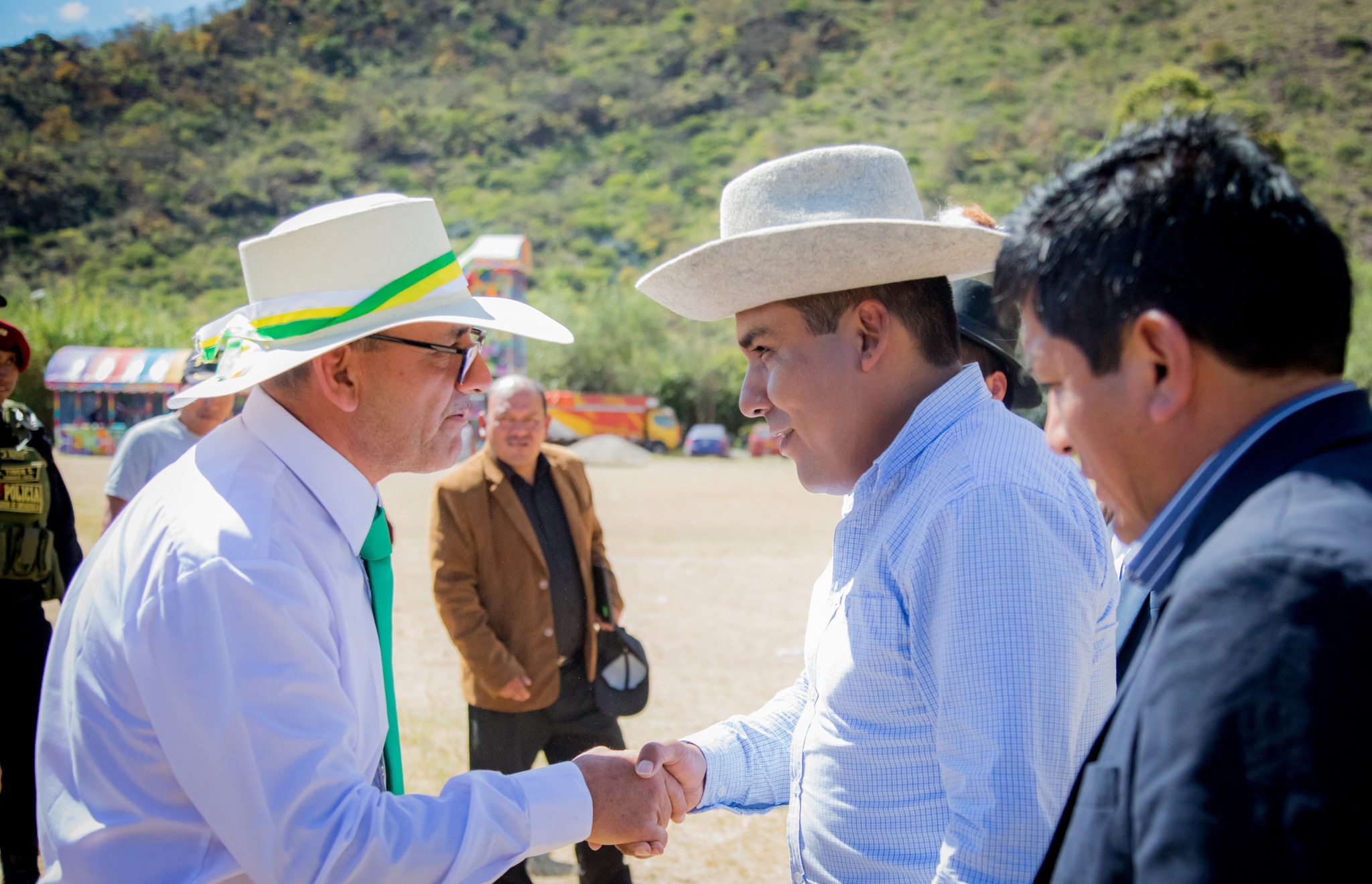 Gobernador Percy Godoy compartió con población celebraciones del segundo aniversario del distrito de Ahuayro