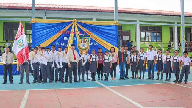 foto de juramentación escolar 2023