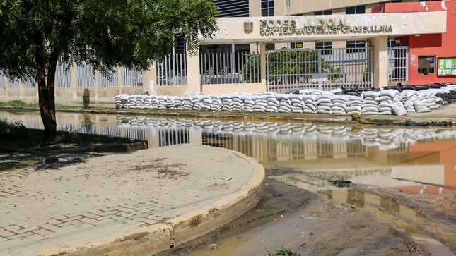 INICIAN LEVANTAMIENTO TOPOGRÁFICO PARA DRENAJE PLUVIAL EN SECTOR OESTE