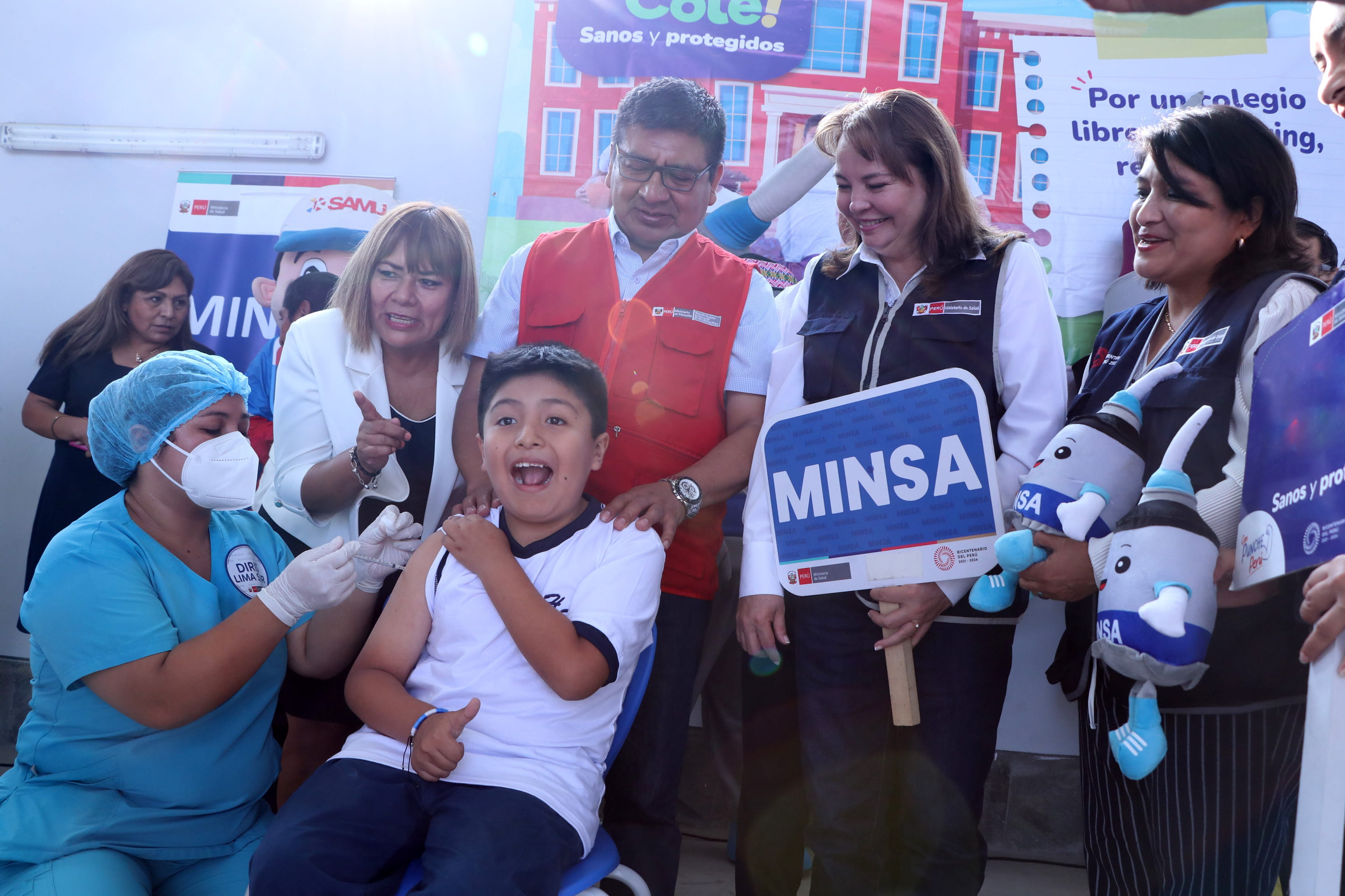 MINSA: vacuna contra el vph se realizó en IE N°7061 héroes de san juan