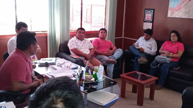 Archivo JPG de Reunión con representantes de empresas petroleras