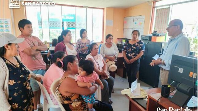 alcanzar consensos y pautas para que en nuestro distrito el comercio se realice de forma ordenada, respetando las normas y brindando la buena atención que el público merece. 