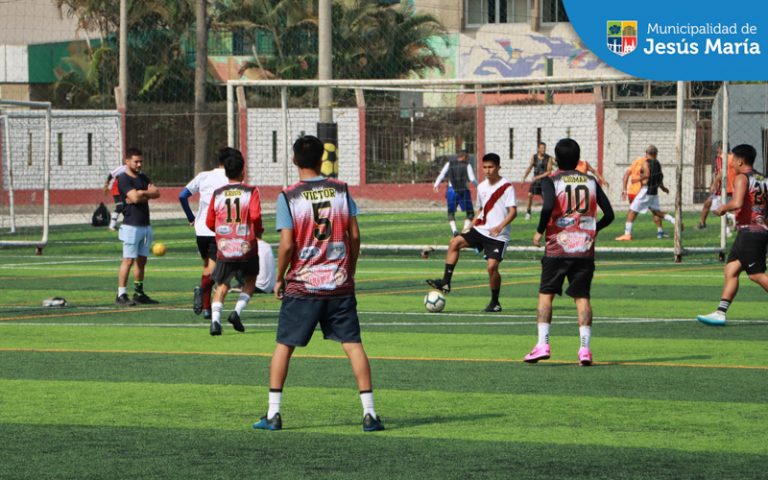 👏 La Municipalidad de Jesús María, a través de la Subgerencia de Deporte, Juventud y Prevención de Drogas, realizó el ⚽ “Mundialito de Jesús María” en categoría libre y master.