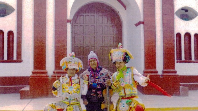 Ministerio de Cultura otorgó Personalidad Meritoria a violinista de danza de tijeras huancavelicano