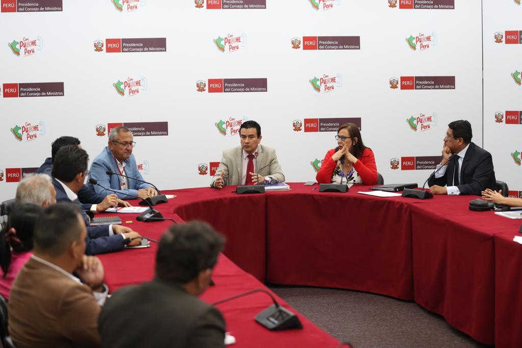 PCM recibió a gobernador de Tumbes para gestionar ejecución de obras prioritarias en la región