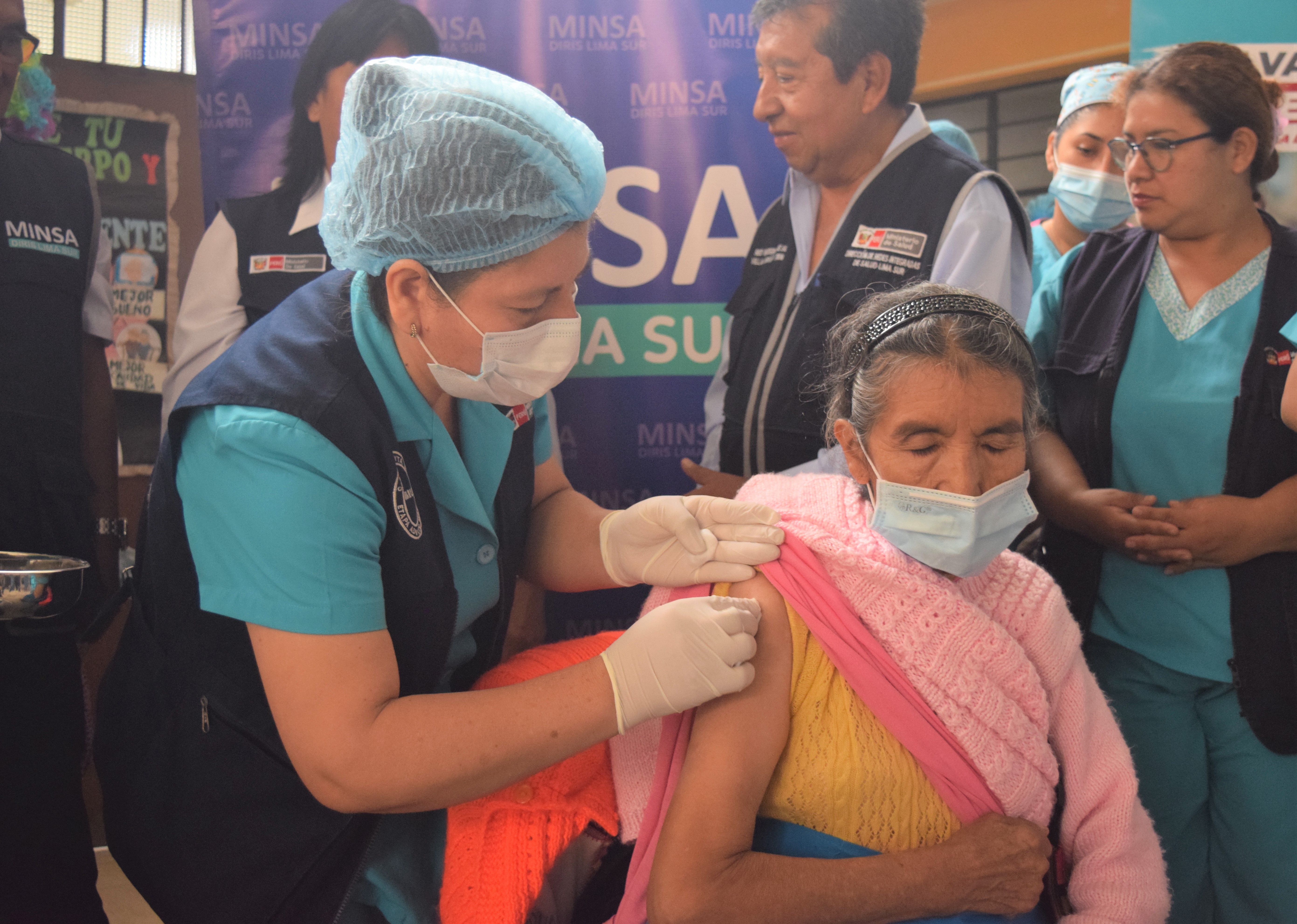 Más de 100 mil adultos mayores de 60 años en Lima sur serán protegidos contra la influenza