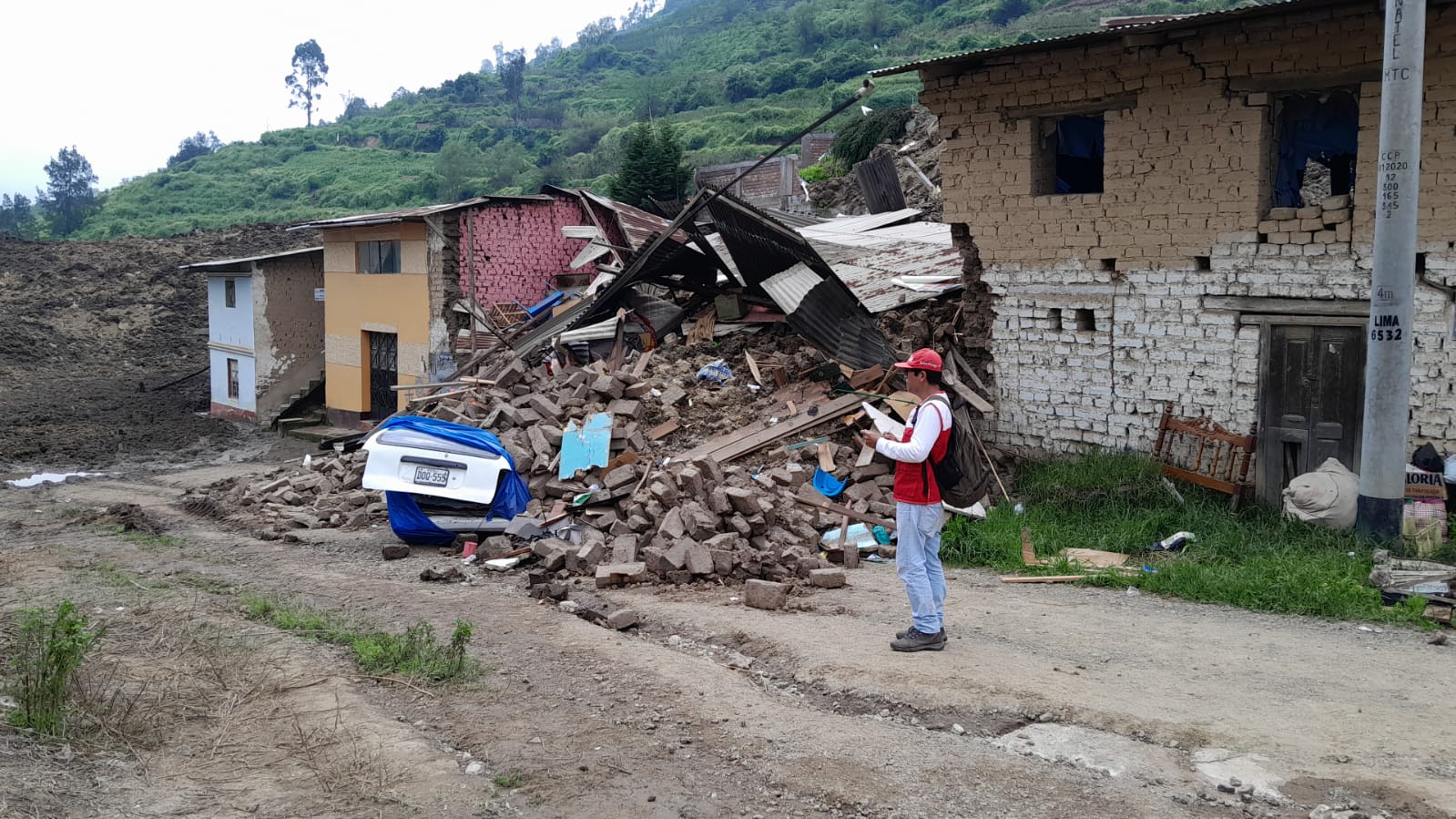 Ministerio de Vivienda otorga Bono S/500 a familias damnificadas de Lambayeque