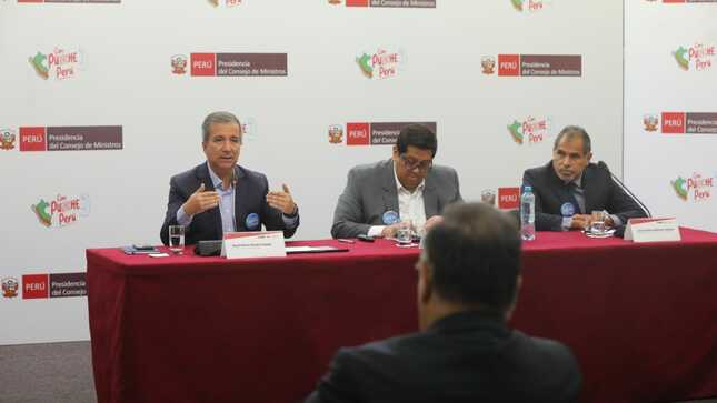 Ejecutivo anuncia paquete de medidas para reactivar las MYPE textiles y apuntar hacia su internacionalización