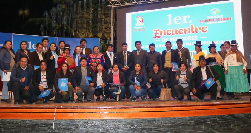 El Primer Encuentro de Regidores de Municipalidades Distritales y Provinciales de la Región de Puno, cumplió su cometido, y capacitó a más de 300 regidores de nuestro departamento, sobre el fortalecimiento de sus capacidades en el desempeño de sus funciones en sus respectivas municipalidades.