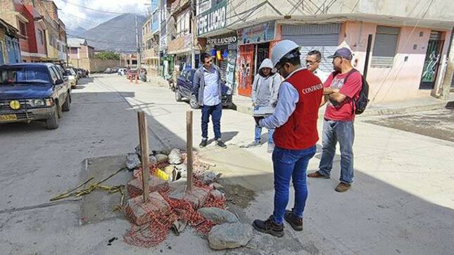Contraloría advierte deficiencias en construcción de pistas y veredas en calles de Huánuco