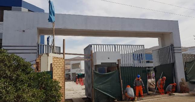 Contraloría advierte retraso en obras de instituto de Camaná por demora en adquisición de bienes