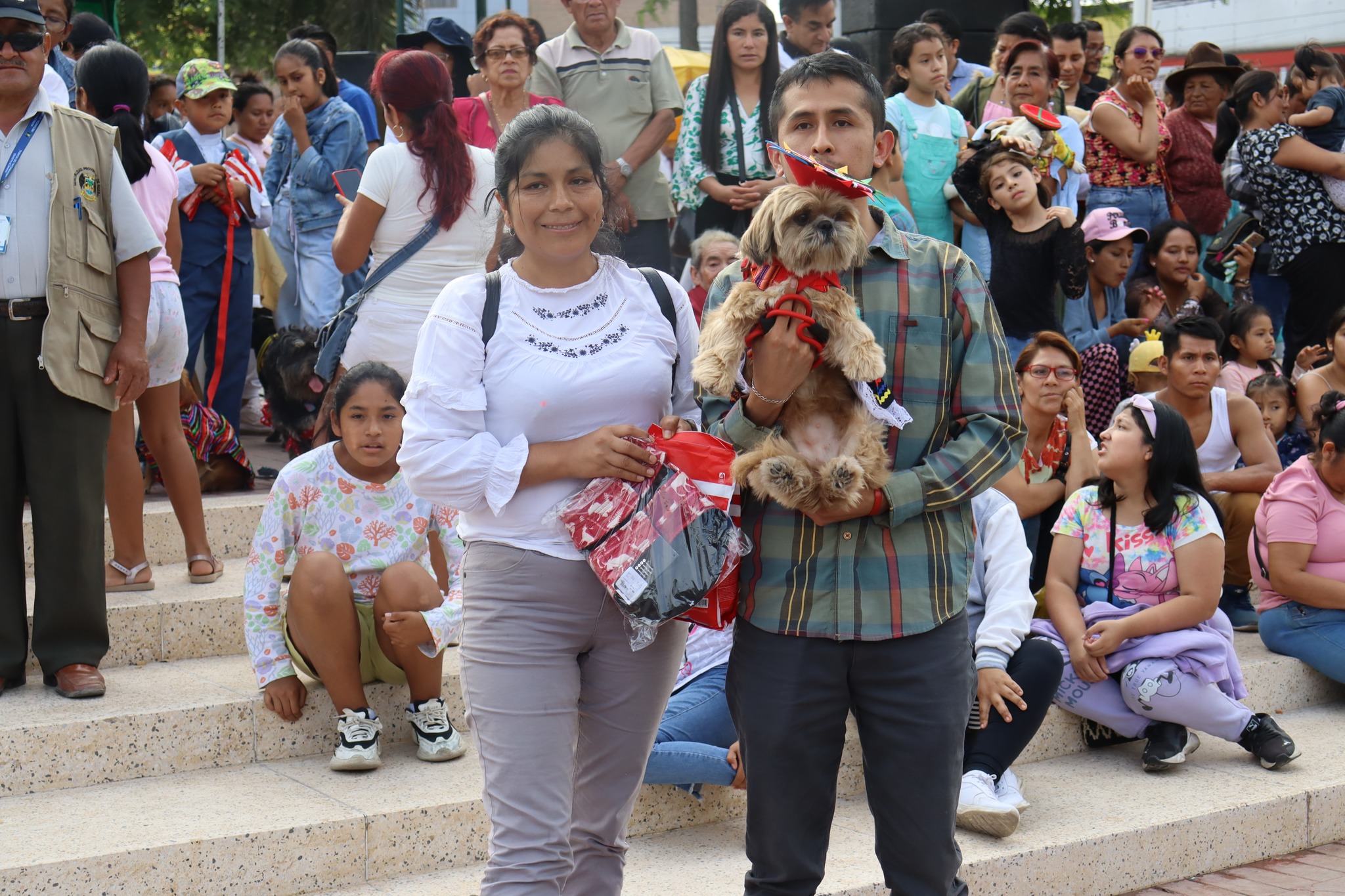 Perrito con camiseta del Unión Huaral ganó el primer lugar del Concurso de Disfraces Canino
