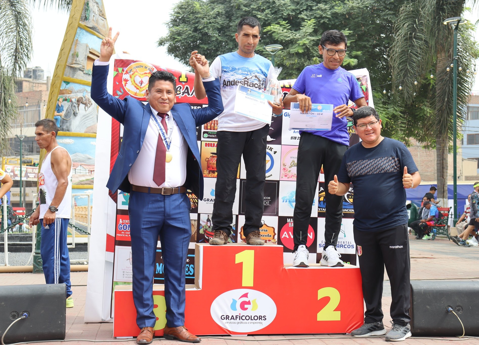Alrededor de 400 deportistas participaron de la Carrera 10k por el aniversario provincial