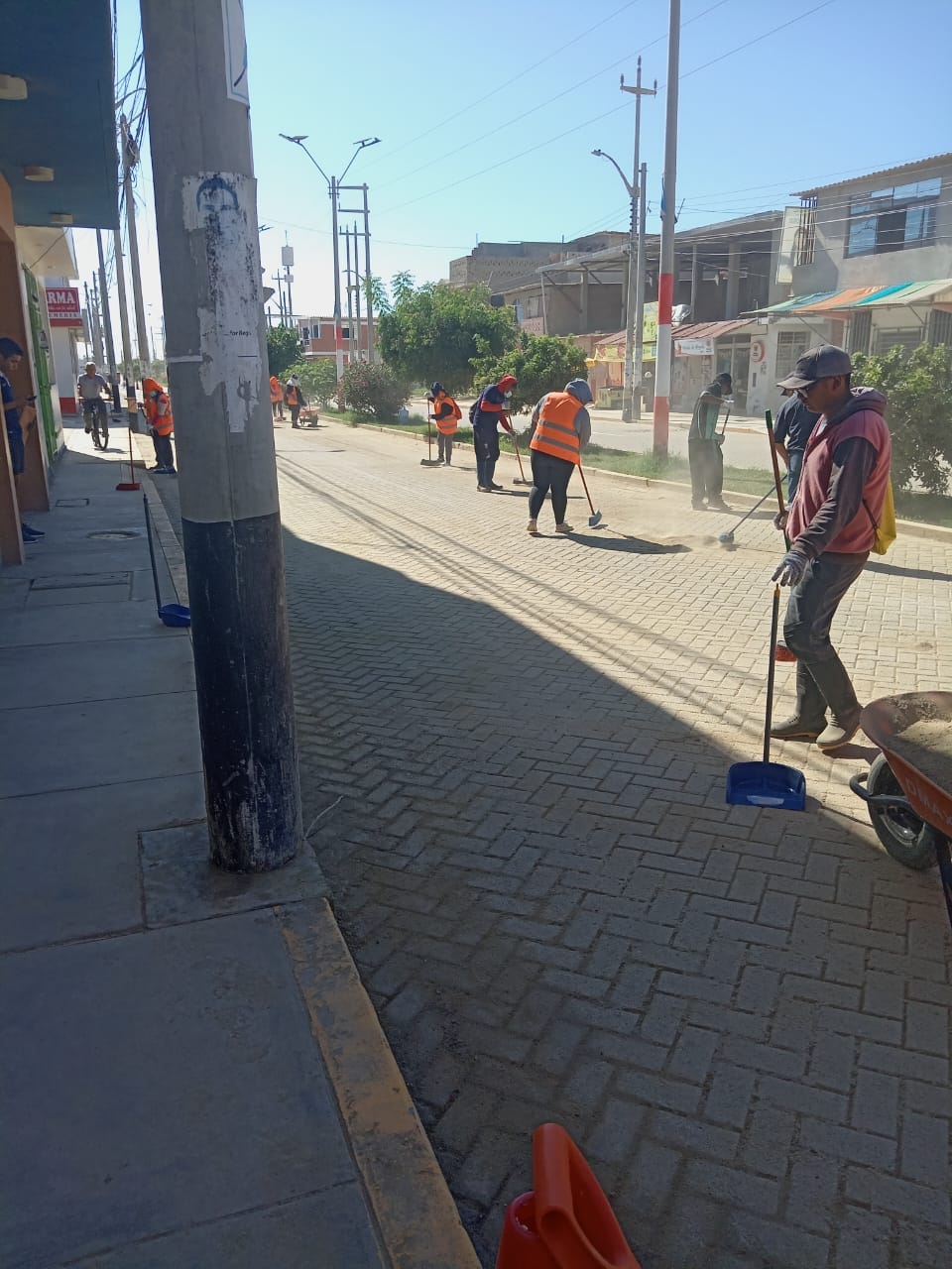 Exitosamente se cumplió la tarea de Limpieza Pública en la Avenida Bolognesi